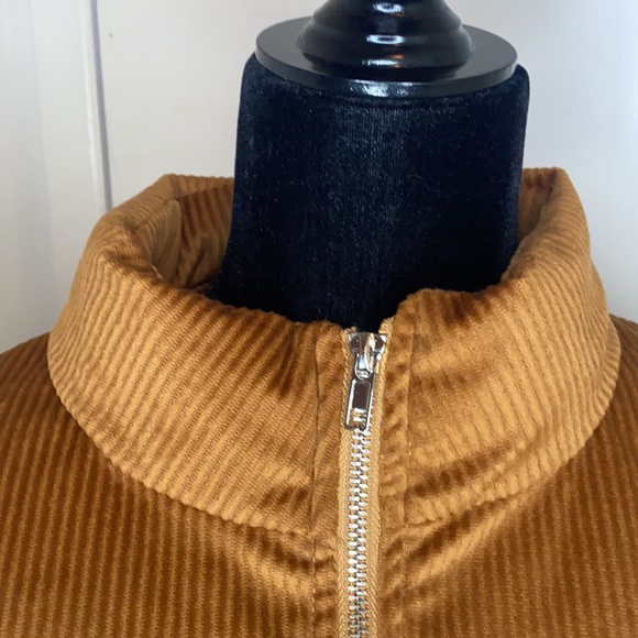 Jacket - Picture 7 of 11